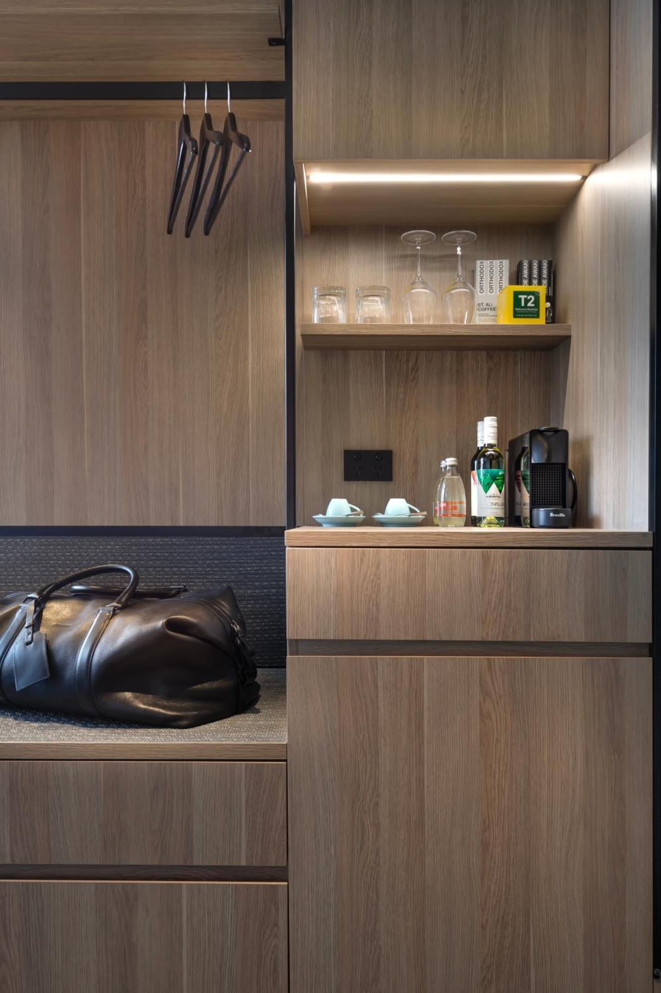 The Howey Melbourne Rum bild